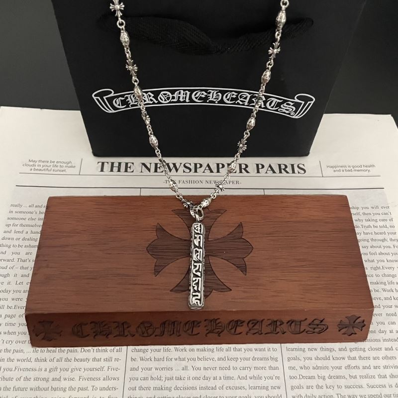 Ch**me He**ts necklaces